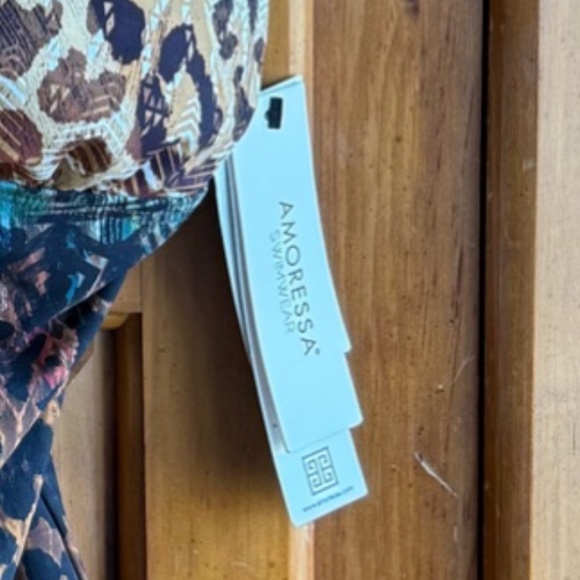 Amoressa by Miraclesuit swimsuit - Picture 6 of 8